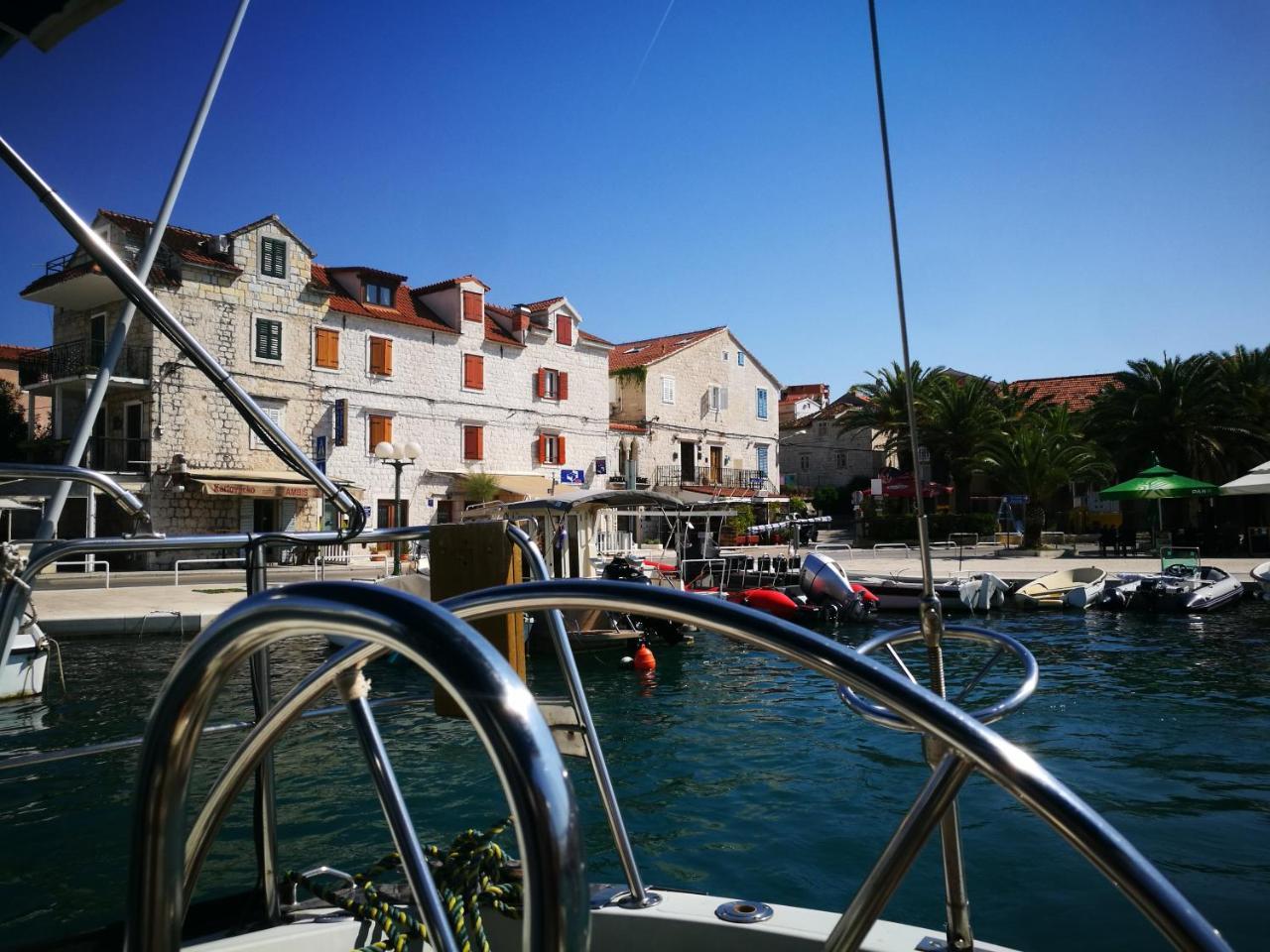 Heritage Bella Vista Apartments Trogir Exterior photo